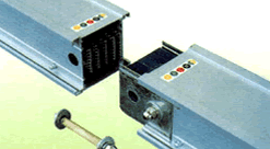 CMC、CFW系列母(mu)線槽CMC、CFW系(xi)列母線(xian)槽CMC、CFW系列(lie)母線槽(cao)